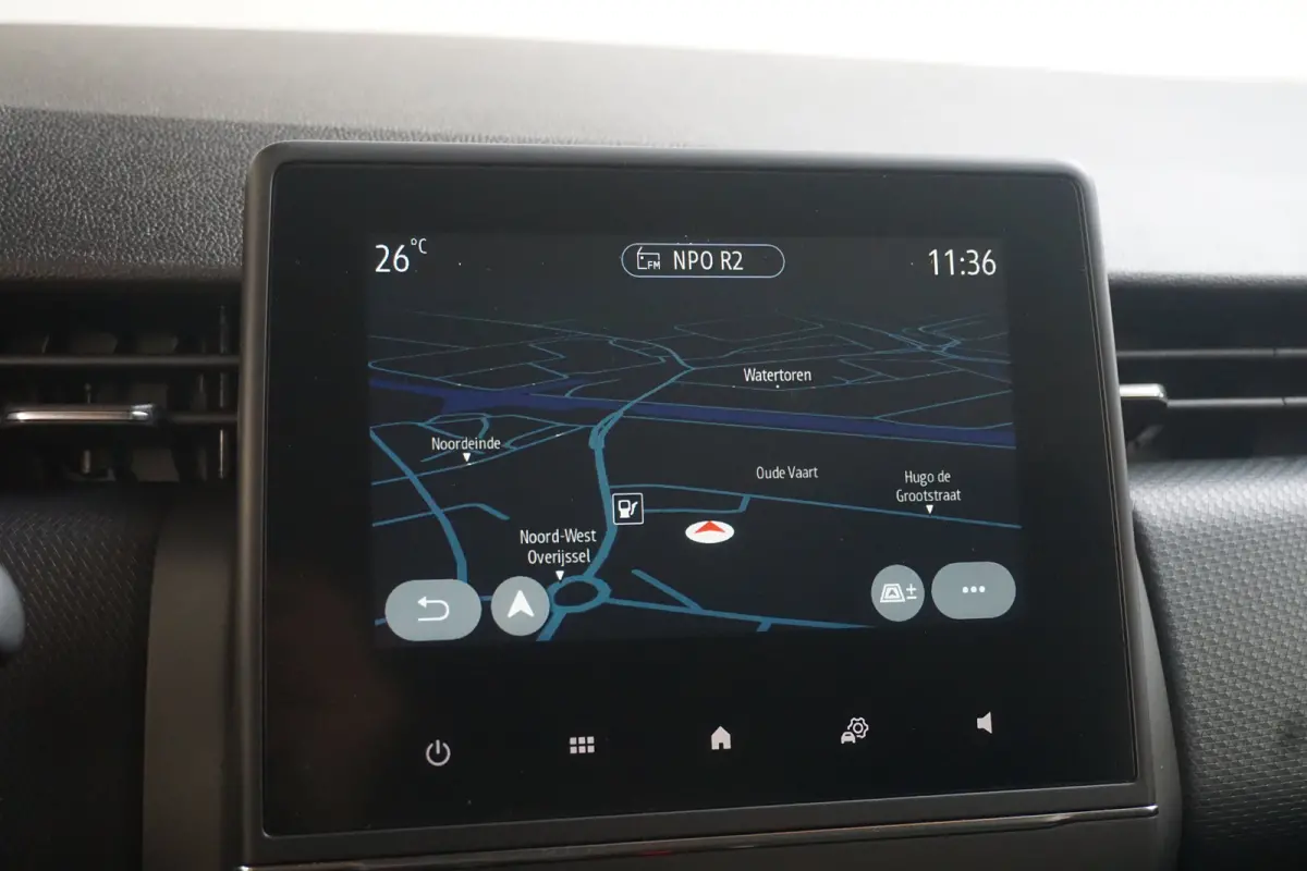 1.0 TCe 90 Equilibre | Carplay | DAB Radio | Airco | Cruise control | Metaalkleur