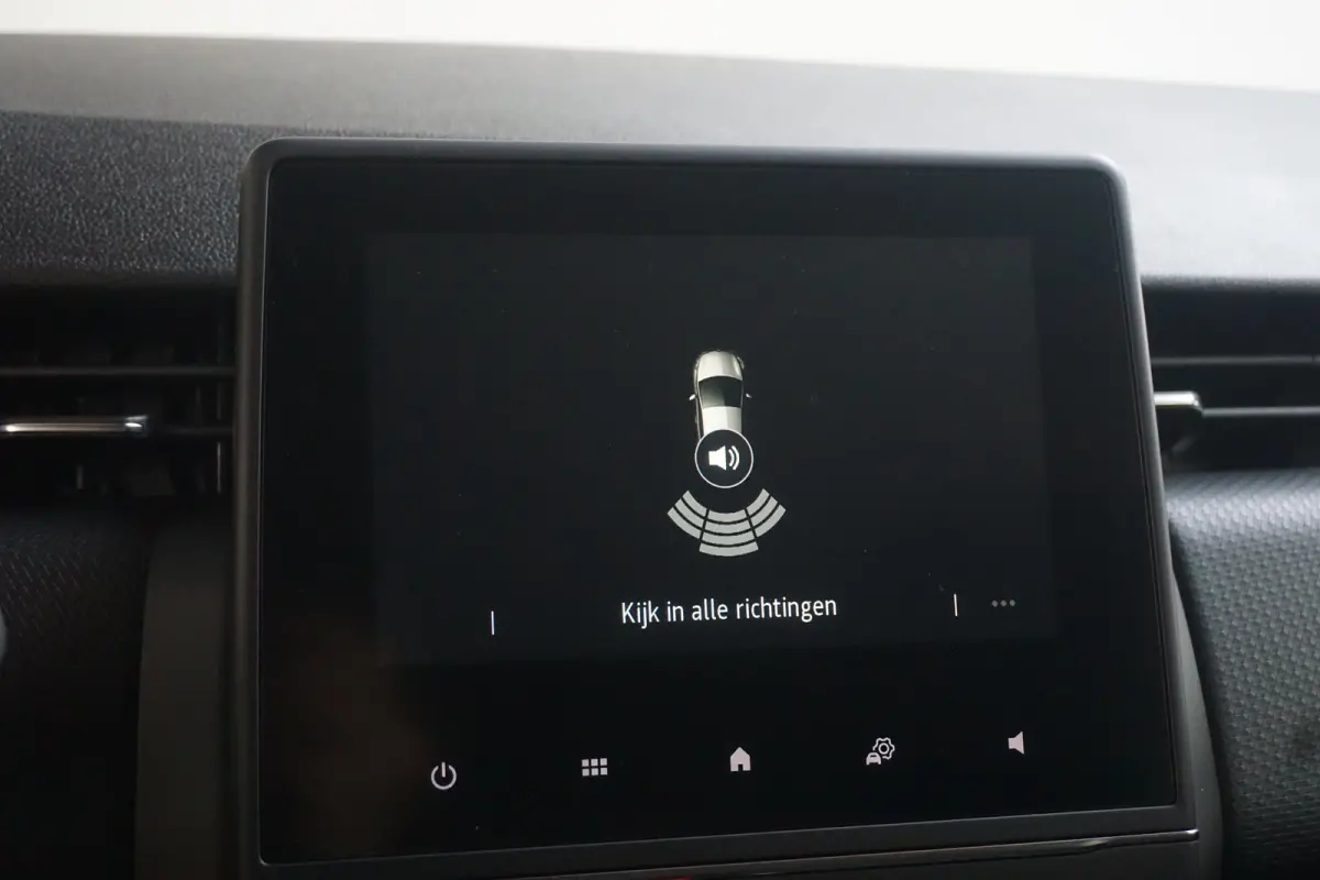 1.0 TCe 90 Equilibre | Carplay | DAB Radio | Airco | Cruise control | Metaalkleur