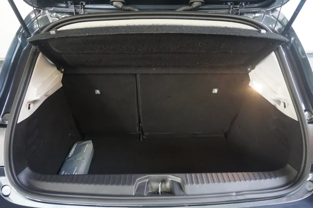 1.0 TCe 90 Equilibre | Carplay | DAB Radio | Airco | Cruise control | Metaalkleur