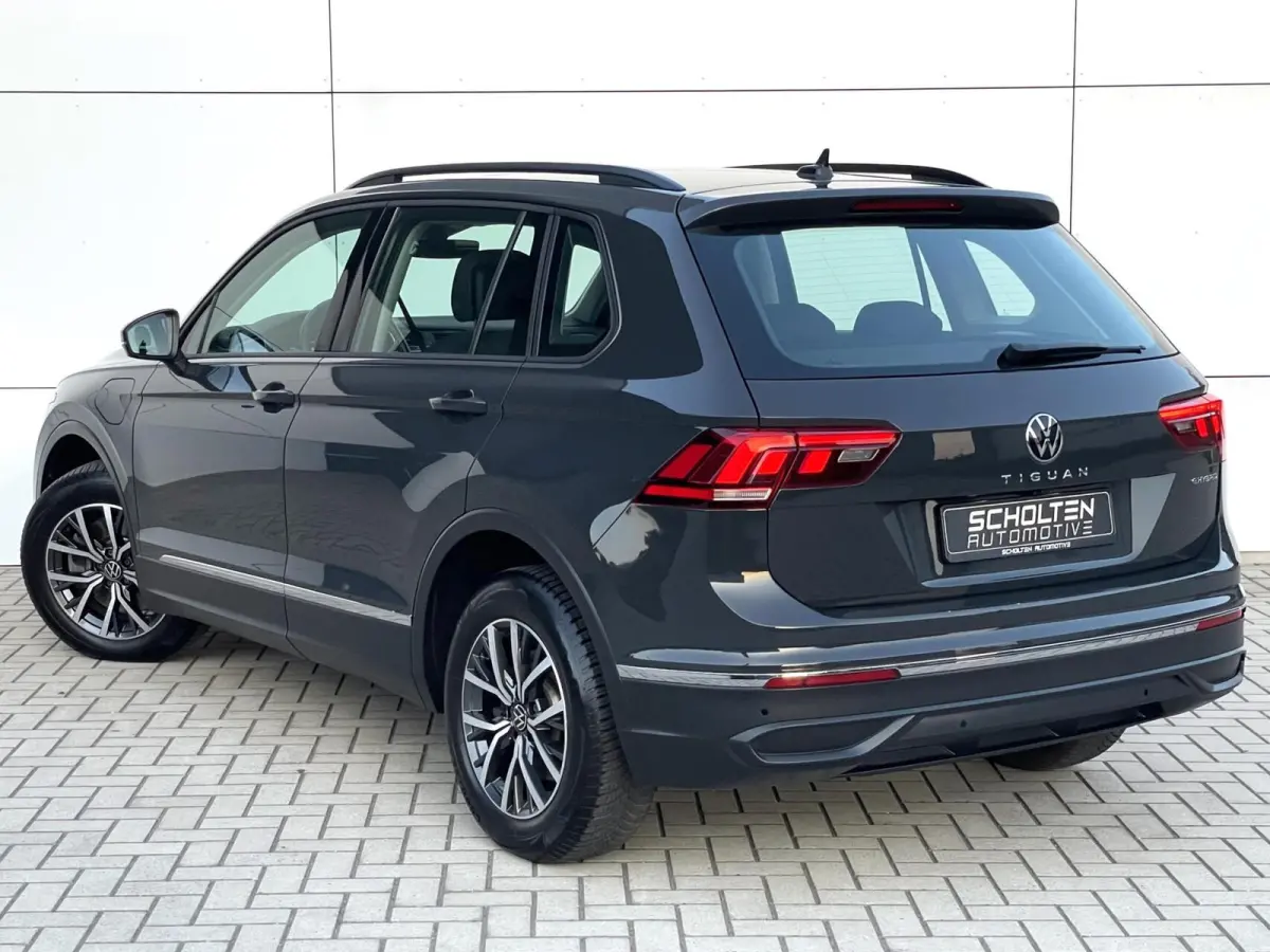 1.4 TSI eHybrid Life PHEV 245PK Trekhaak Camera ACC Carplay Navi