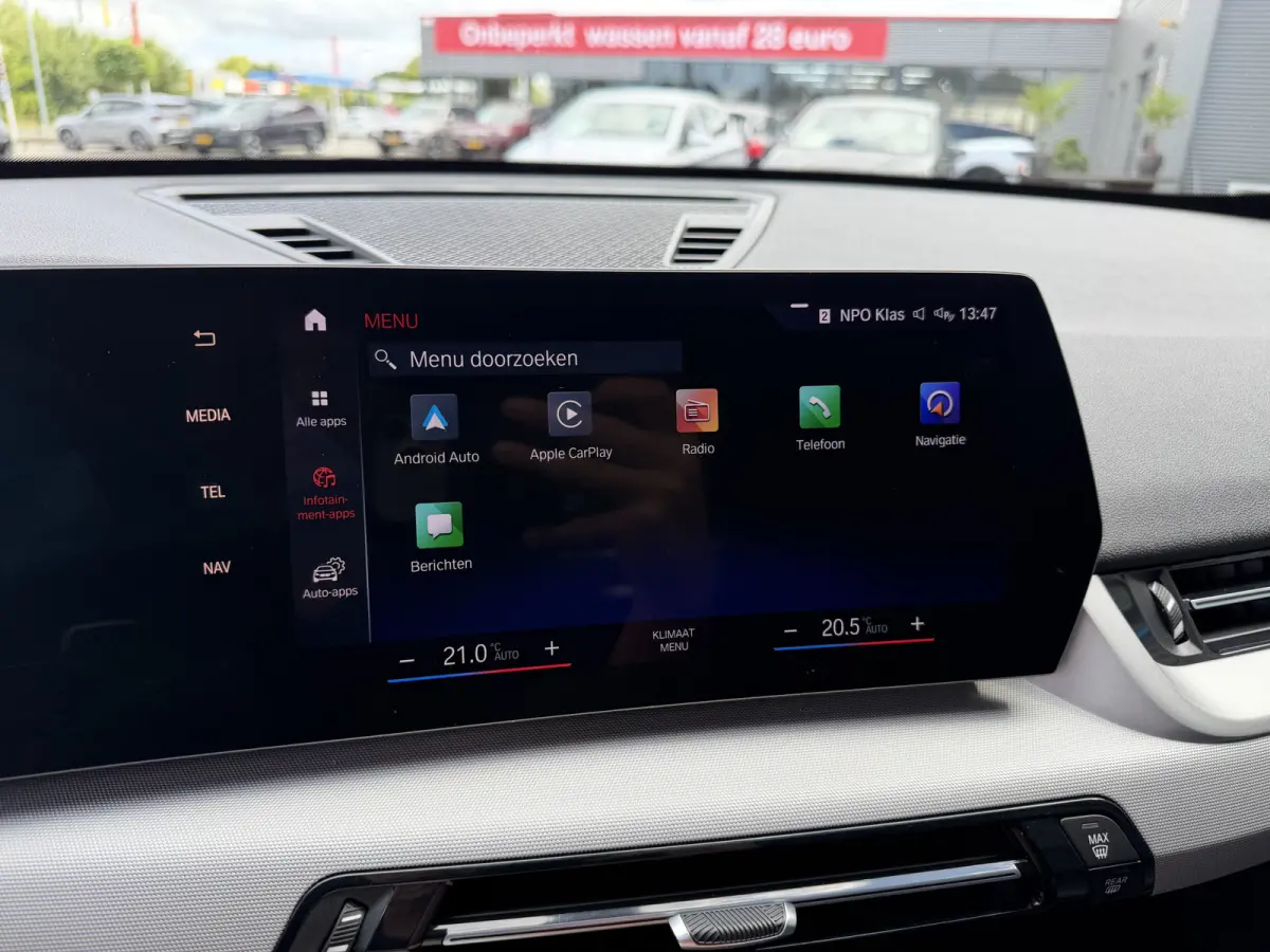 xDrive25e Trekhaak Harman-Kardon Leder Elek Stoelverstoeling LED Carplay DAB Achteruitrijcamera Stuurwielverwarming SOH 100%