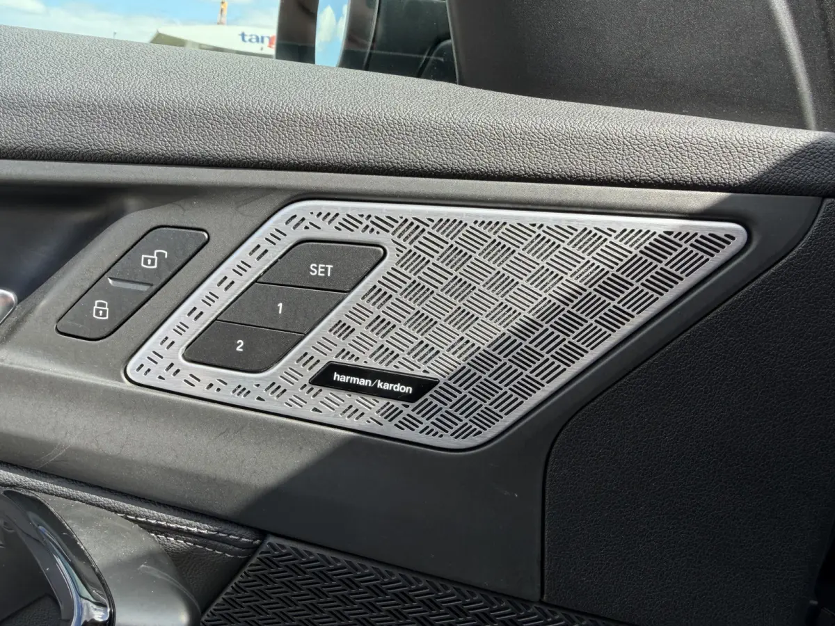xDrive25e Trekhaak Harman-Kardon Leder Elek Stoelverstoeling LED Carplay DAB Achteruitrijcamera Stuurwielverwarming SOH 100%