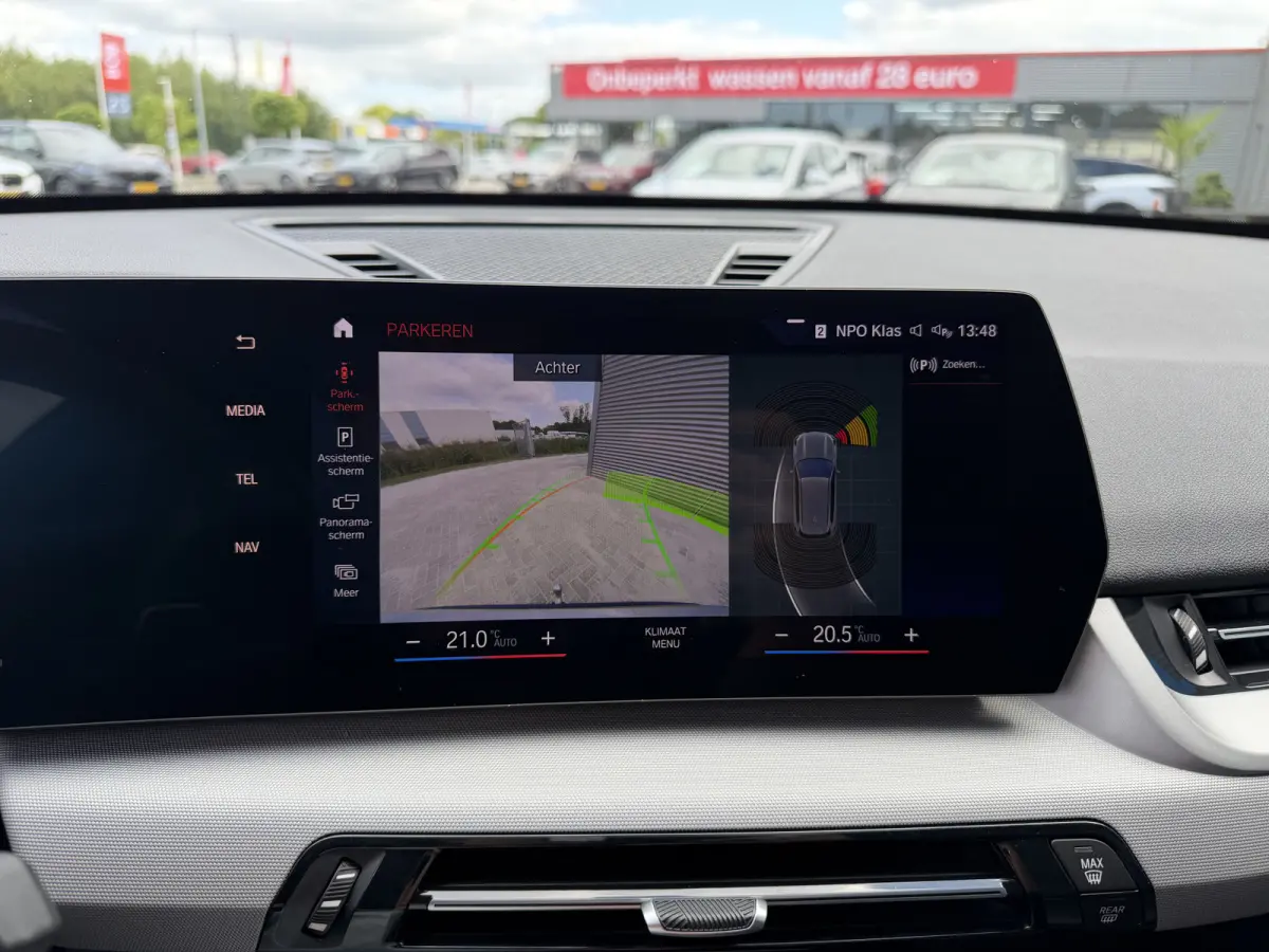 xDrive25e Trekhaak Harman-Kardon Leder Elek Stoelverstoeling LED Carplay DAB Achteruitrijcamera Stuurwielverwarming SOH 100%