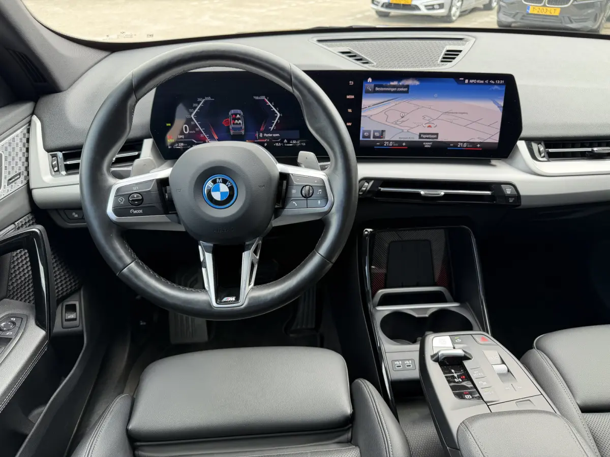 xDrive25e Trekhaak Harman-Kardon Leder Elek Stoelverstoeling LED Carplay DAB Achteruitrijcamera Stuurwielverwarming SOH 100%