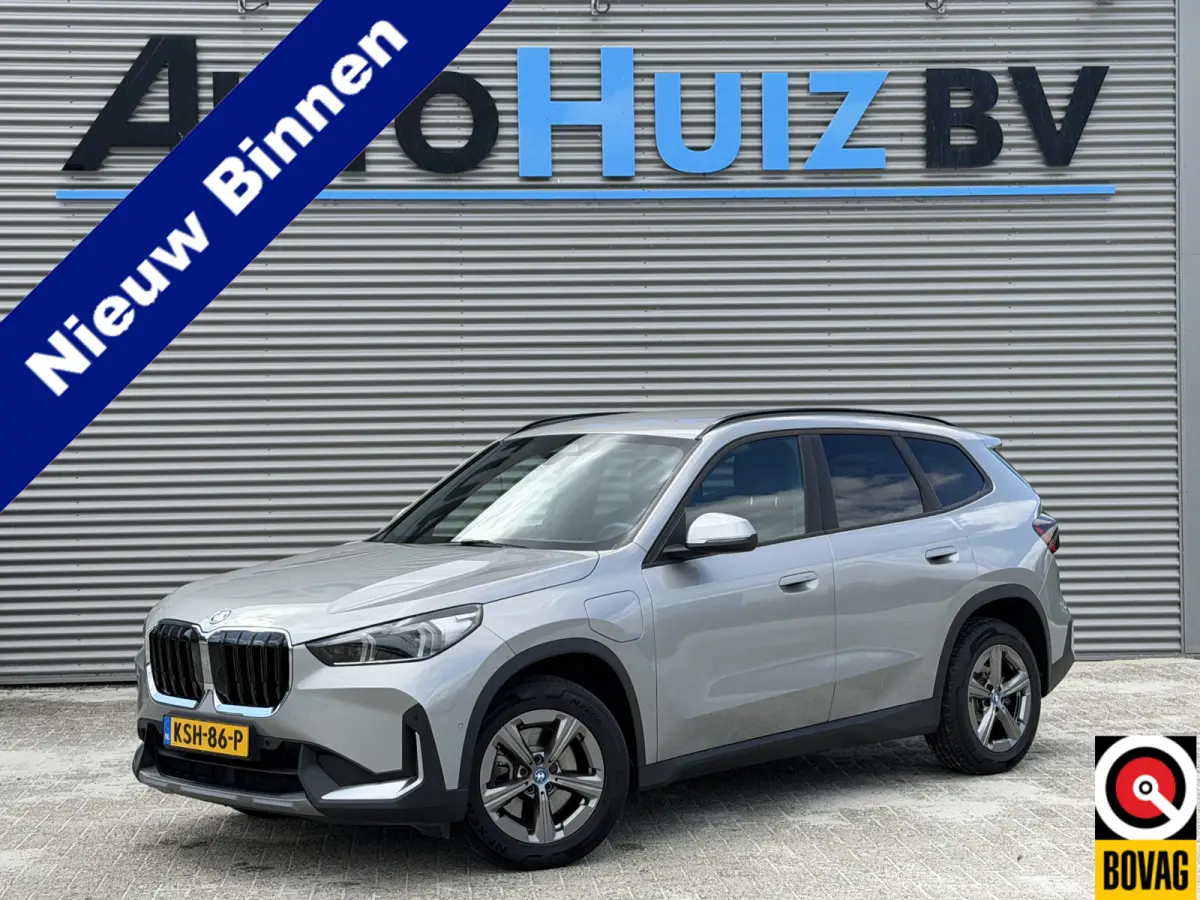 xDrive25e Trekhaak Harman-Kardon Leder Elek Stoelverstoeling LED Carplay DAB Achteruitrijcamera Stuurwielverwarming SOH 100%