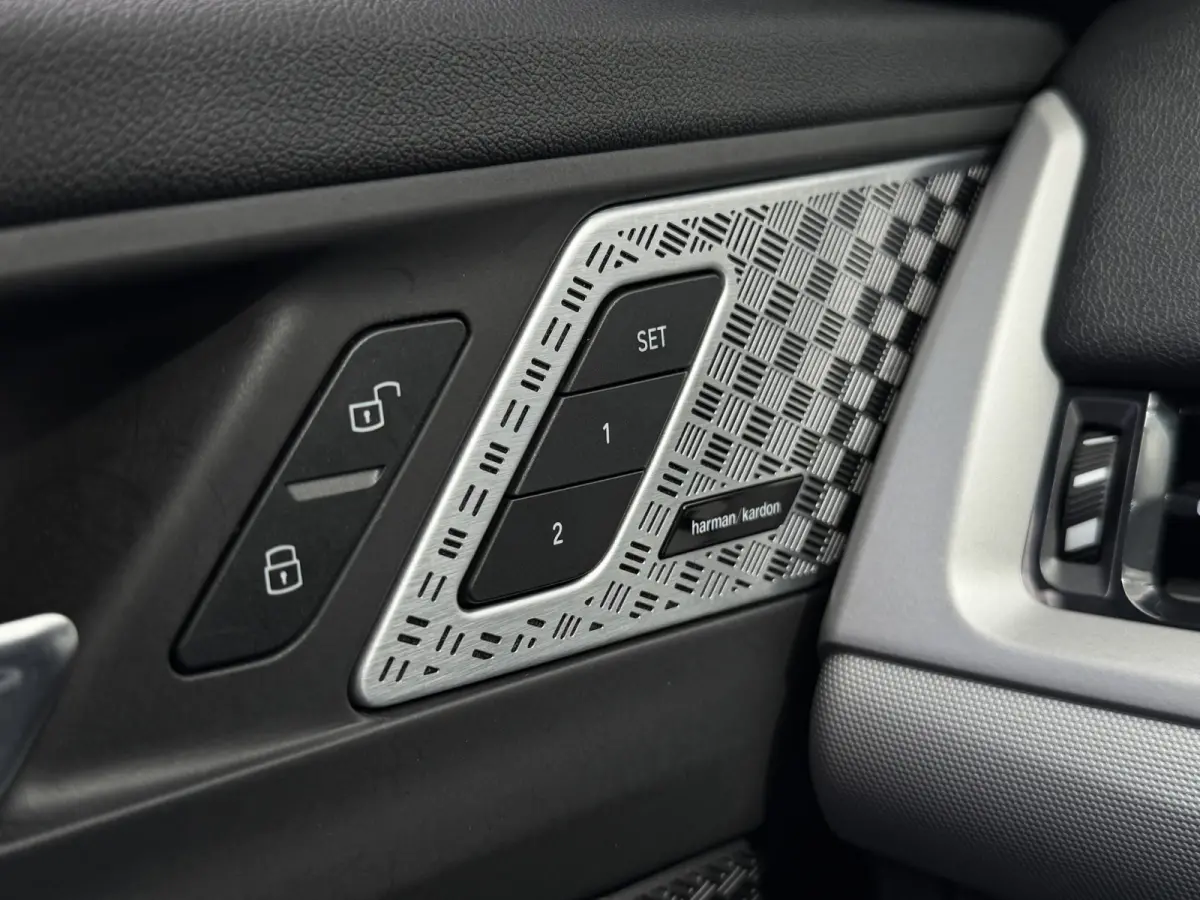 xDrive25e Trekhaak Harman-Kardon Leder Elek Stoelverstoeling LED Carplay DAB Achteruitrijcamera Stuurwielverwarming SOH 100%