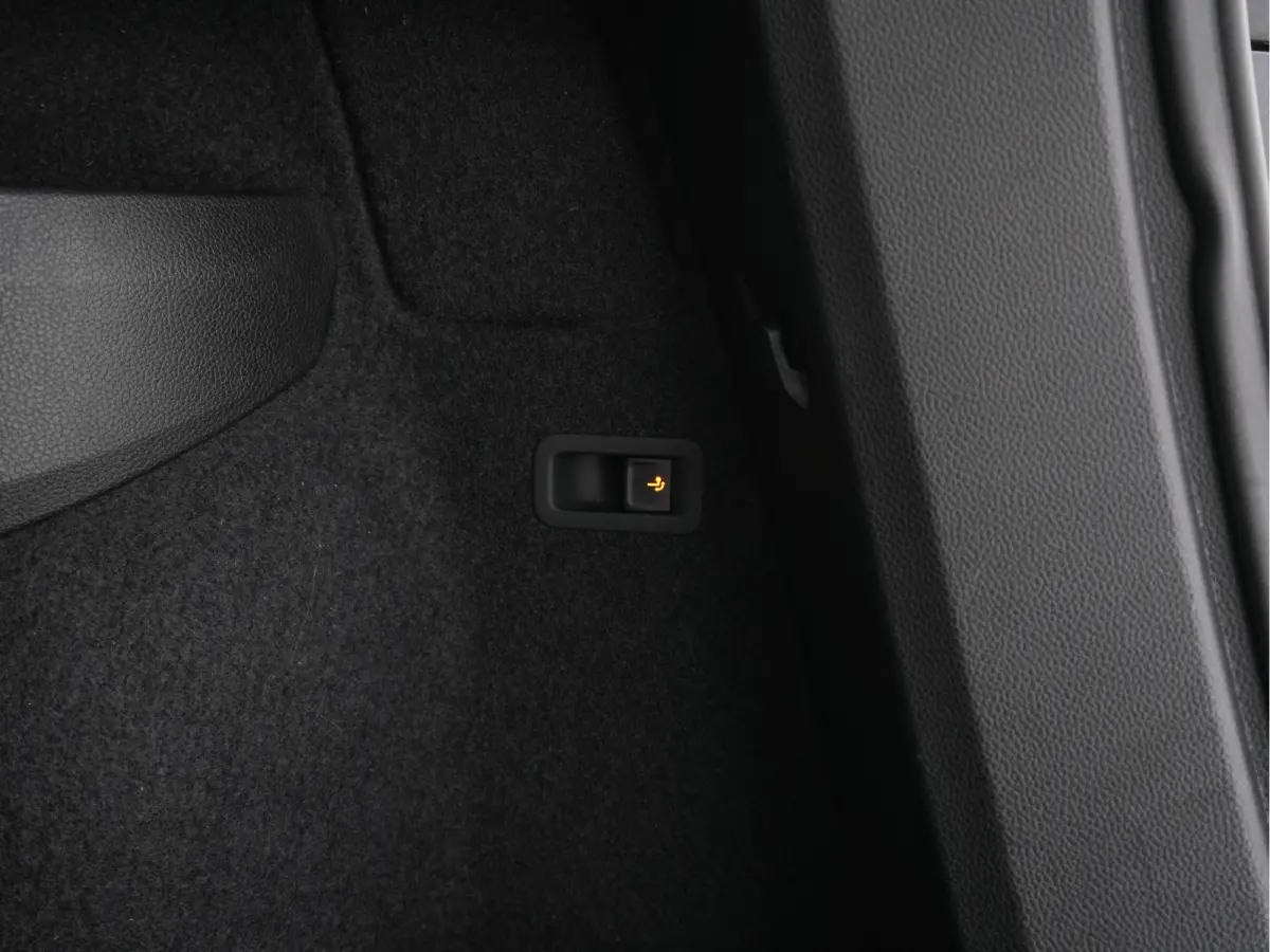 1.5 TSI ACT Sportline Business (INCL-BTW) Aut. *PANO | DIGI-COCKPIT | FULL-LED | ADAPTIVE-CRUISE | HEATED-SPORTSEATS | TOPVIEW |  AMBIENTLIGHT | NAVI-FULLMAP | KEYLESS | DAB+ | TOWBAR | PRIV