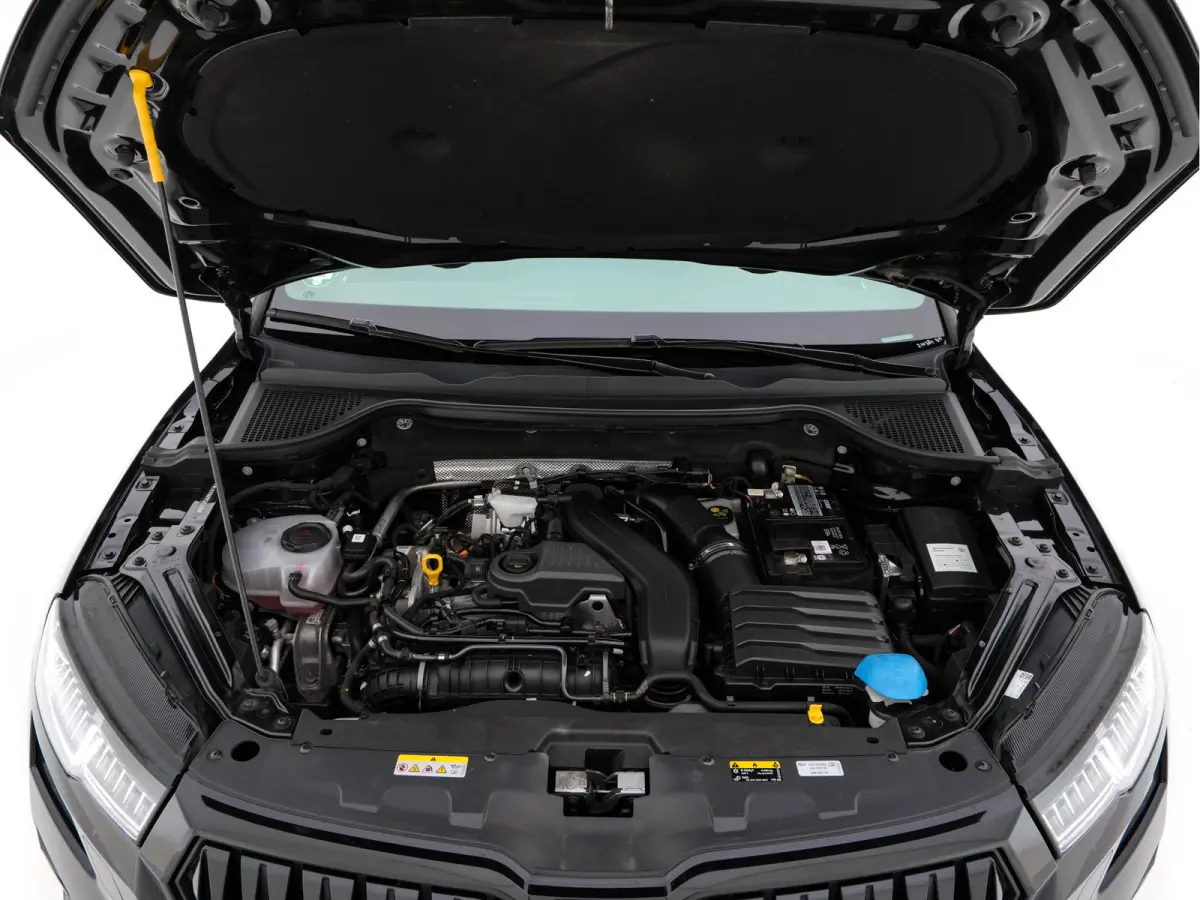 1.5 TSI ACT Sportline Business (INCL-BTW) Aut. *PANO | DIGI-COCKPIT | FULL-LED | ADAPTIVE-CRUISE | HEATED-SPORTSEATS | TOPVIEW |  AMBIENTLIGHT | NAVI-FULLMAP | KEYLESS | DAB+ | TOWBAR | PRIV