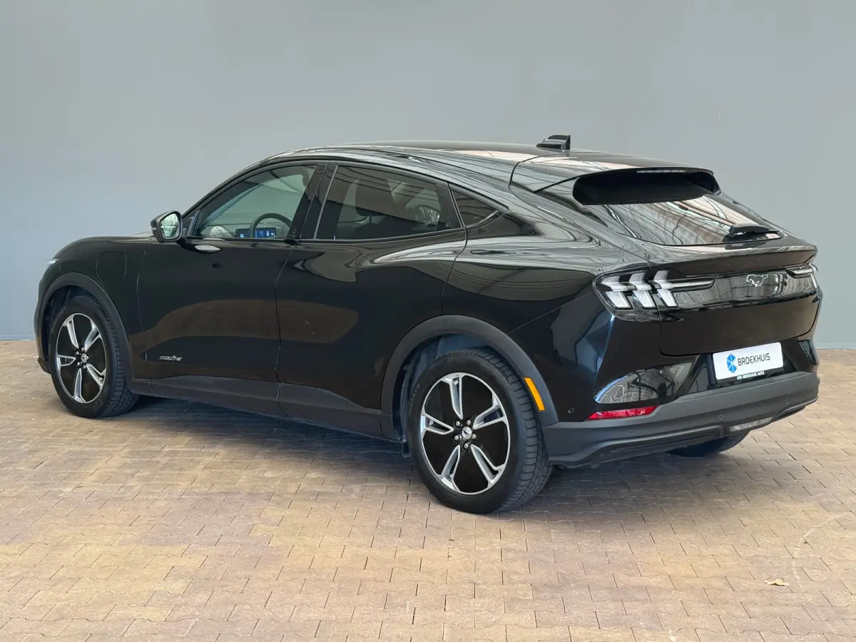 RWD 75 kWh Panorama Dak | Camera Rondom | B&O audio | Parkeersensoren Rondom | Lederen Bekleding | Elek. Stoelen | Digitaal Dashboard | Navigatie | LED | Apple Carplay/Android Auto|telefooni