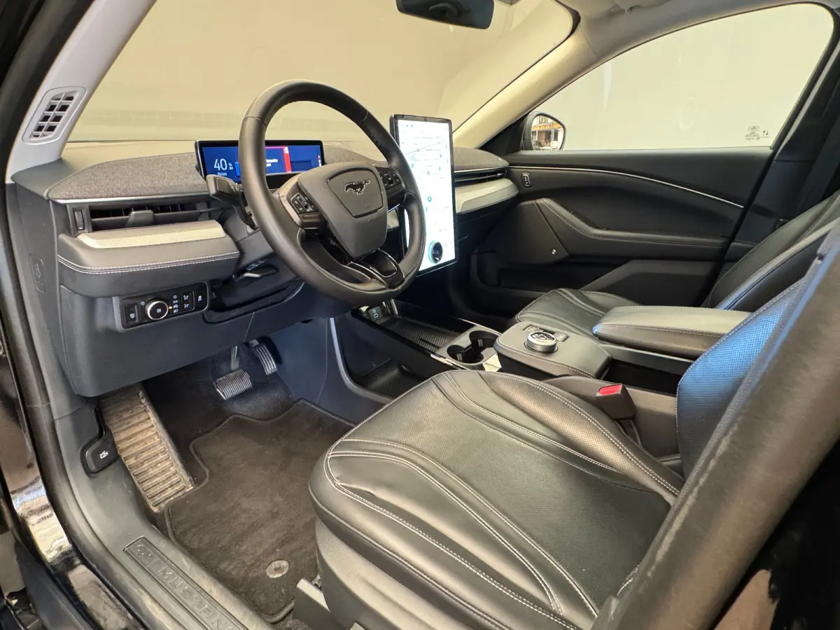RWD 75 kWh Panorama Dak | Camera Rondom | B&O audio | Parkeersensoren Rondom | Lederen Bekleding | Elek. Stoelen | Digitaal Dashboard | Navigatie | LED | Apple Carplay/Android Auto|telefooni