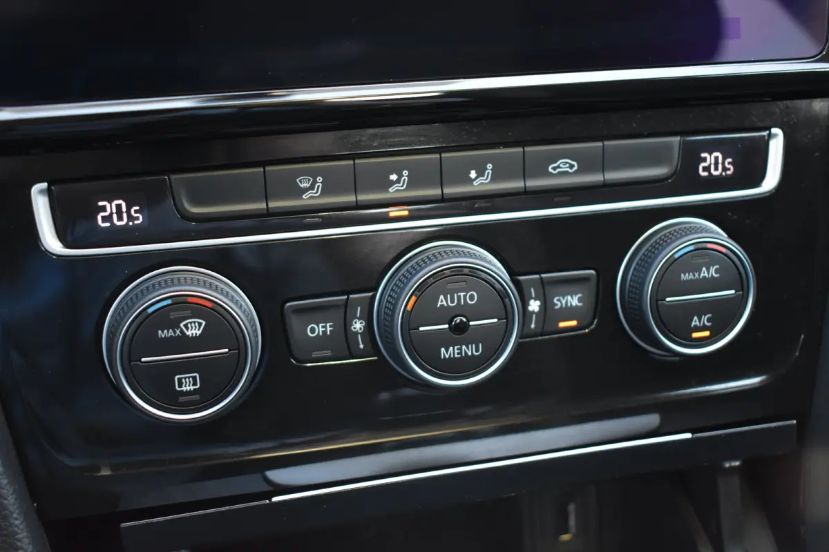 1.5 TSI 130PK Highline | ACC | PDC V+A | Climate Control | Navigatie | Schuif-kanteldak