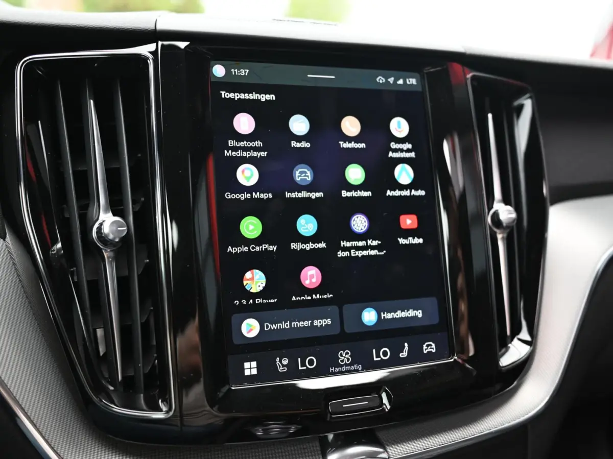 2.0 T6 R-Design AWD 398PK Long Range | Pano | Orrefors | 360 | Harmon Kardon | Keyless | ACC | Stoelverwarming voor+achter | Memory | Leder | Carplay | Trekhaak | Stuurwielverwarming | Digit
