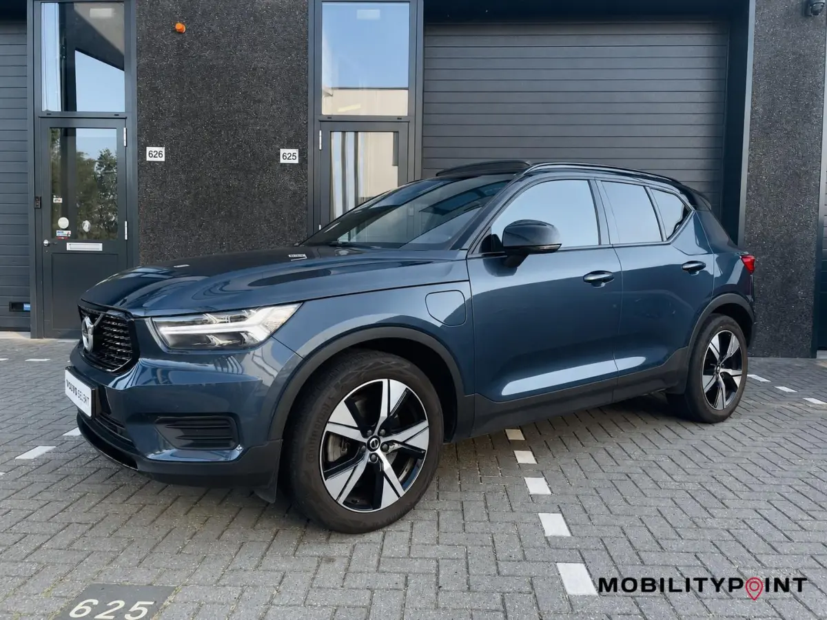 1.5 T5 R-Design 262PK|Pano|H&K|Carplay|