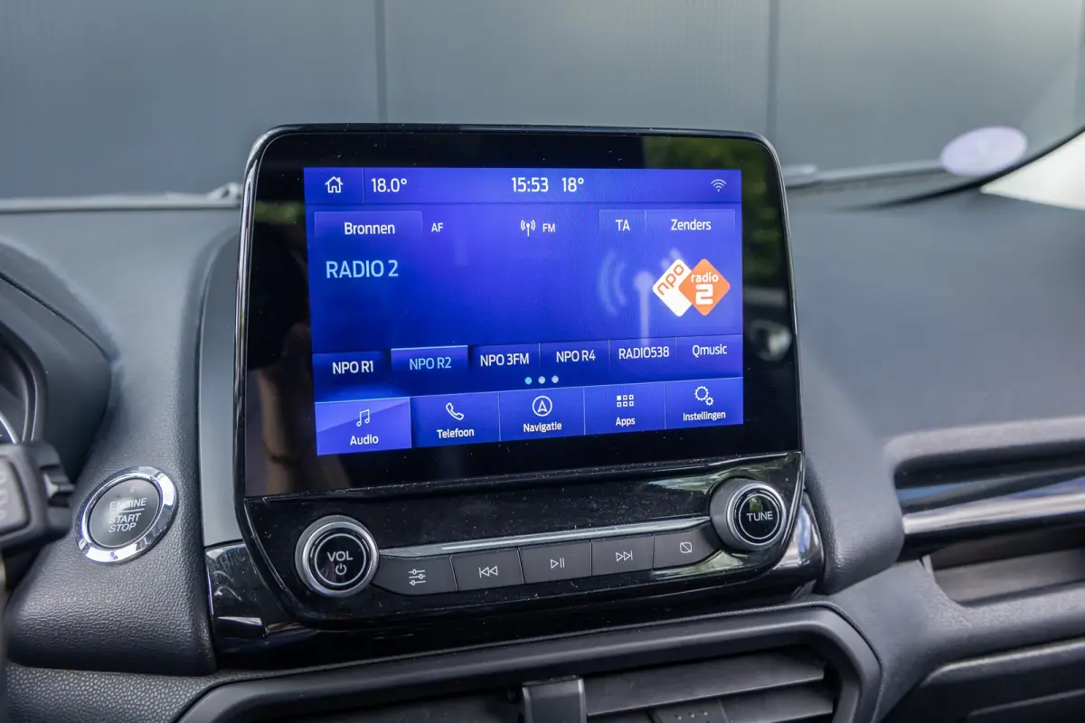1.0 EcoBoost Titanium | All seazon banden | Trekhaak | Navigatie incl. bluetooth | Half leder | Apple carplay / andriod auto