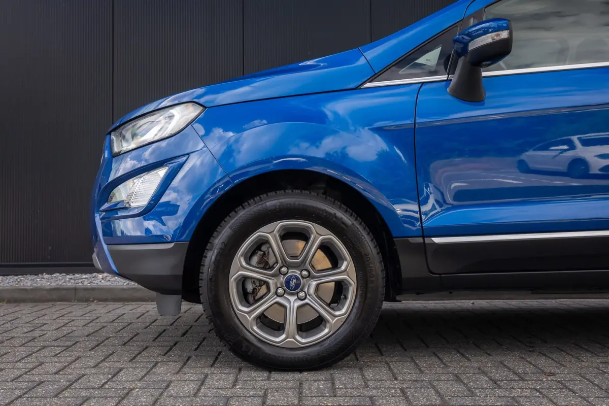 1.0 EcoBoost Titanium | All seazon banden | Trekhaak | Navigatie incl. bluetooth | Half leder | Apple carplay / andriod auto