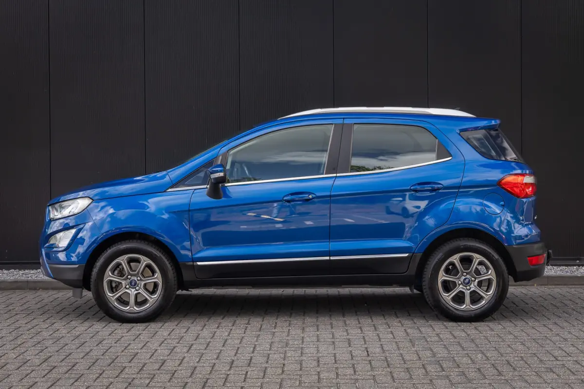 1.0 EcoBoost Titanium | All seazon banden | Trekhaak | Navigatie incl. bluetooth | Half leder | Apple carplay / andriod auto