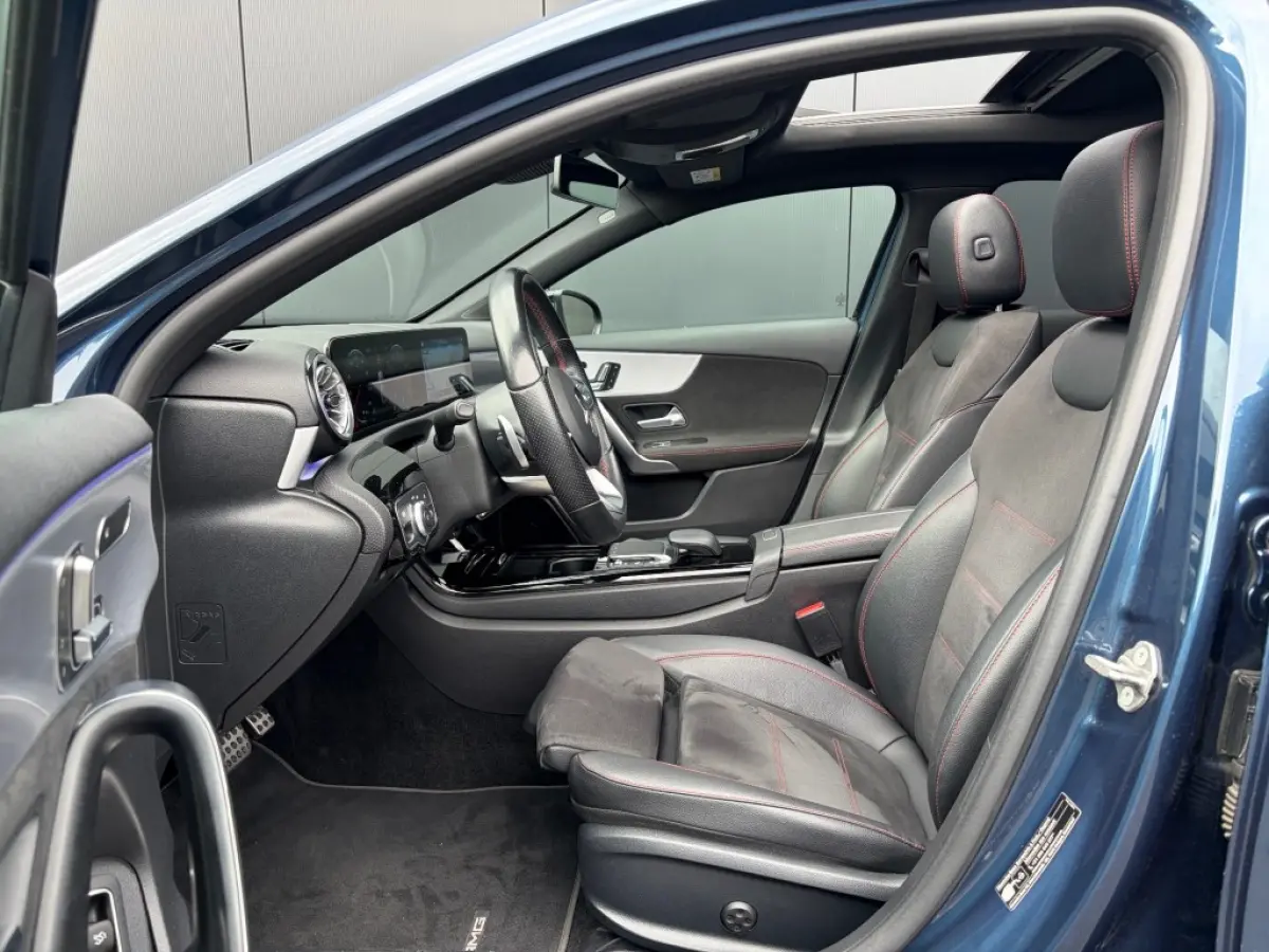 A 200 AMG Nightpakket Pano Leder Sfeerlicht Camera Memory NL-auto