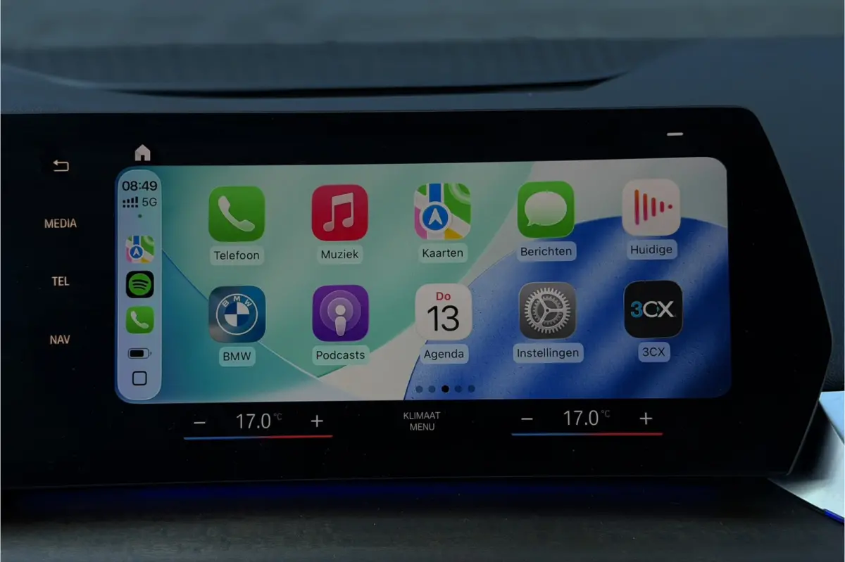 225e xDrive | Sportleder | M-Stuurwiel | Camera | Carplay