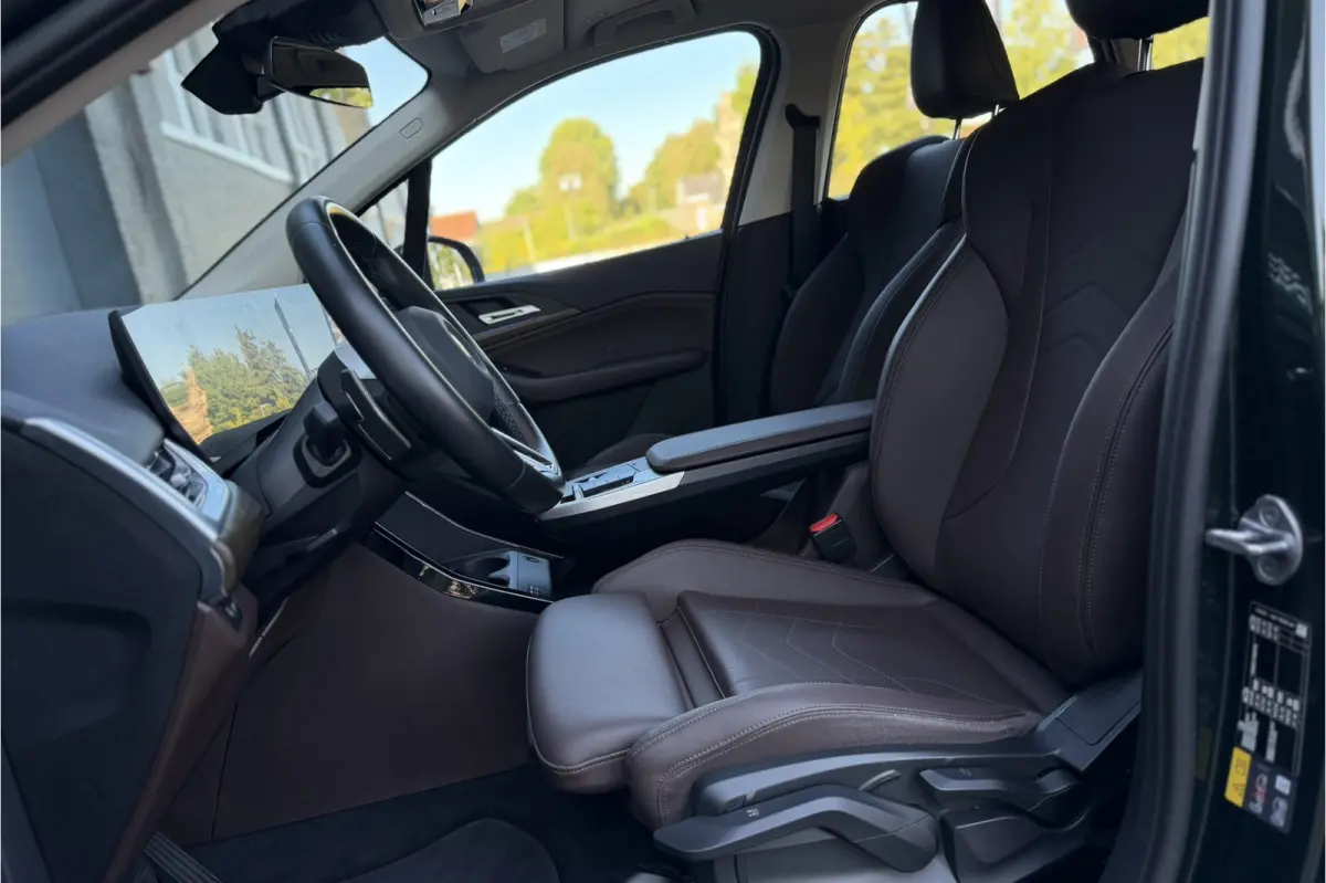 225e xDrive | Sportleder | M-Stuurwiel | Camera | Carplay