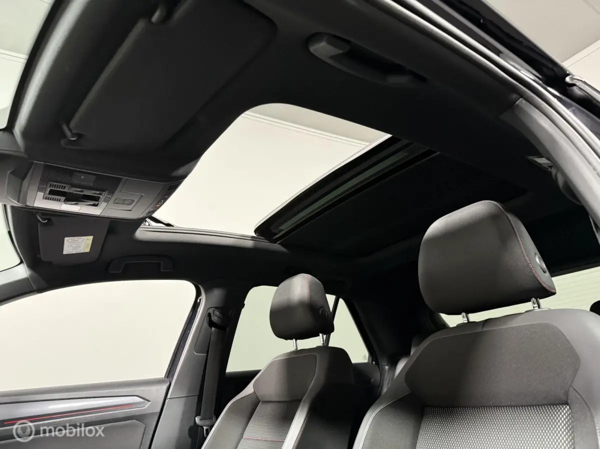 1.5 TSI Sport Business R-Line| PANO|CARPLAY