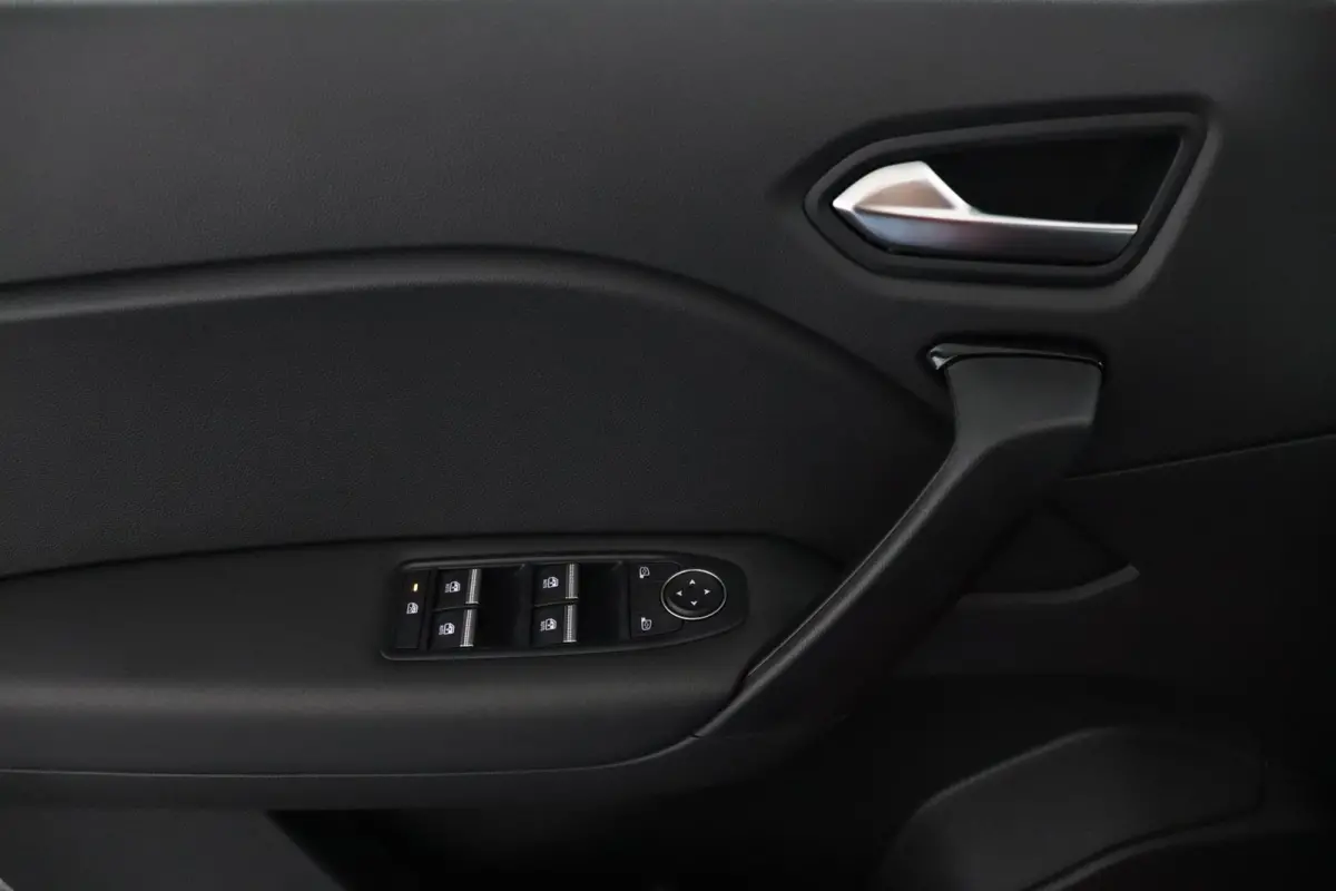 evolution TCe 115 | Pack navigation & comfort |
