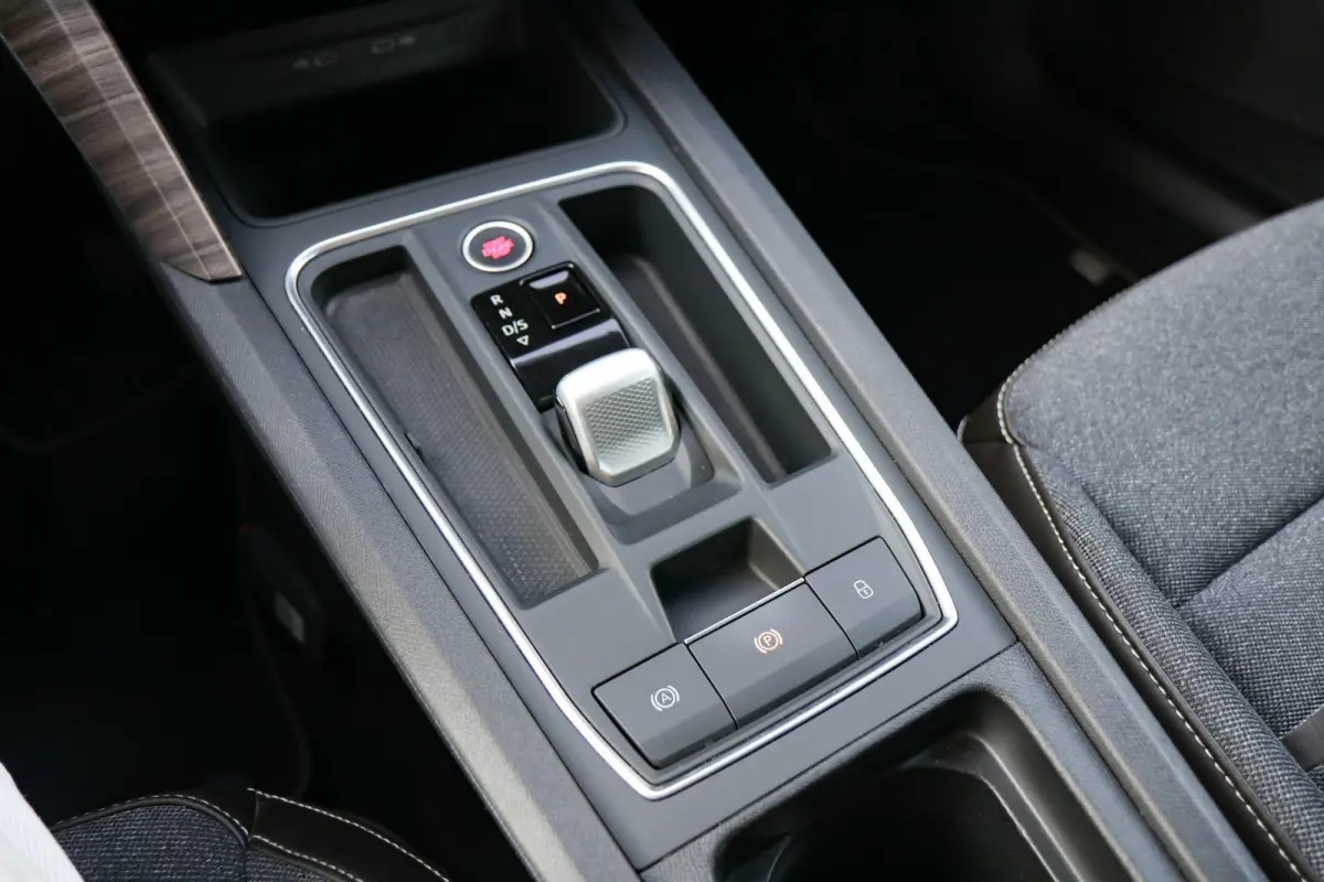 1.4 TSI eHybrid 204pk PHEV Ecellence | SoH 95% | Navigatie | Full Link | Achteruitrijcamera | Stoelverwarming