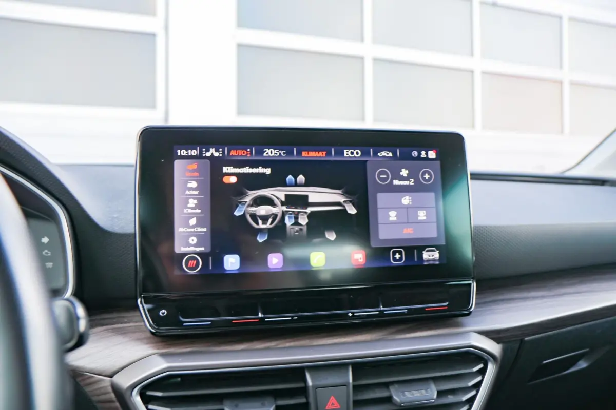 1.4 TSI eHybrid 204pk PHEV Ecellence | SoH 95% | Navigatie | Full Link | Achteruitrijcamera | Stoelverwarming