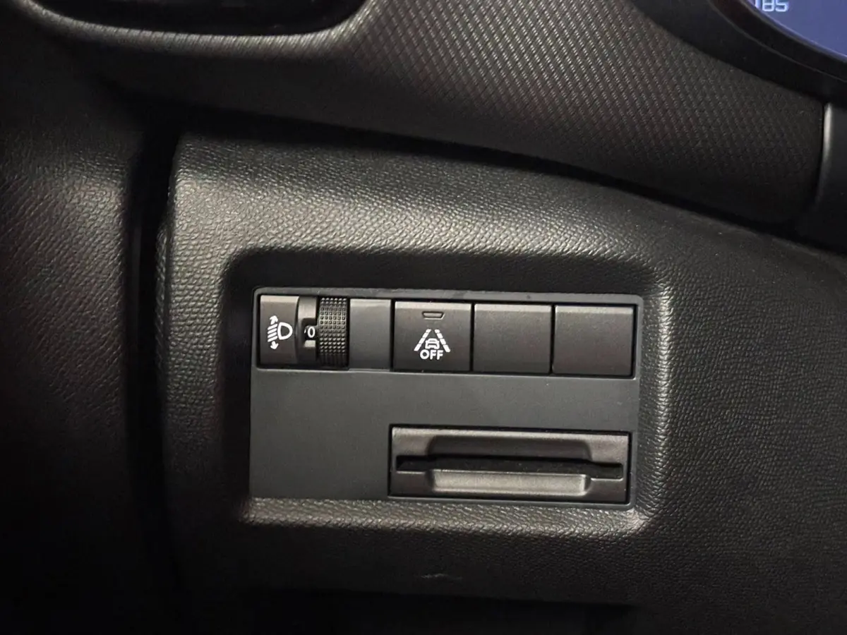 1.2 HYBRID 136PK 360 Camera Carplay