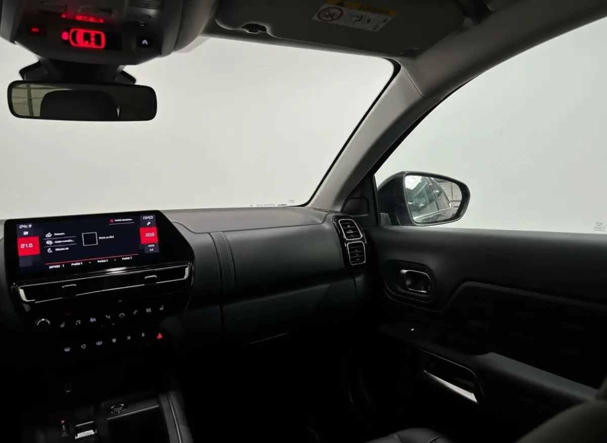 1.2 HYBRID 136PK 360 Camera Carplay