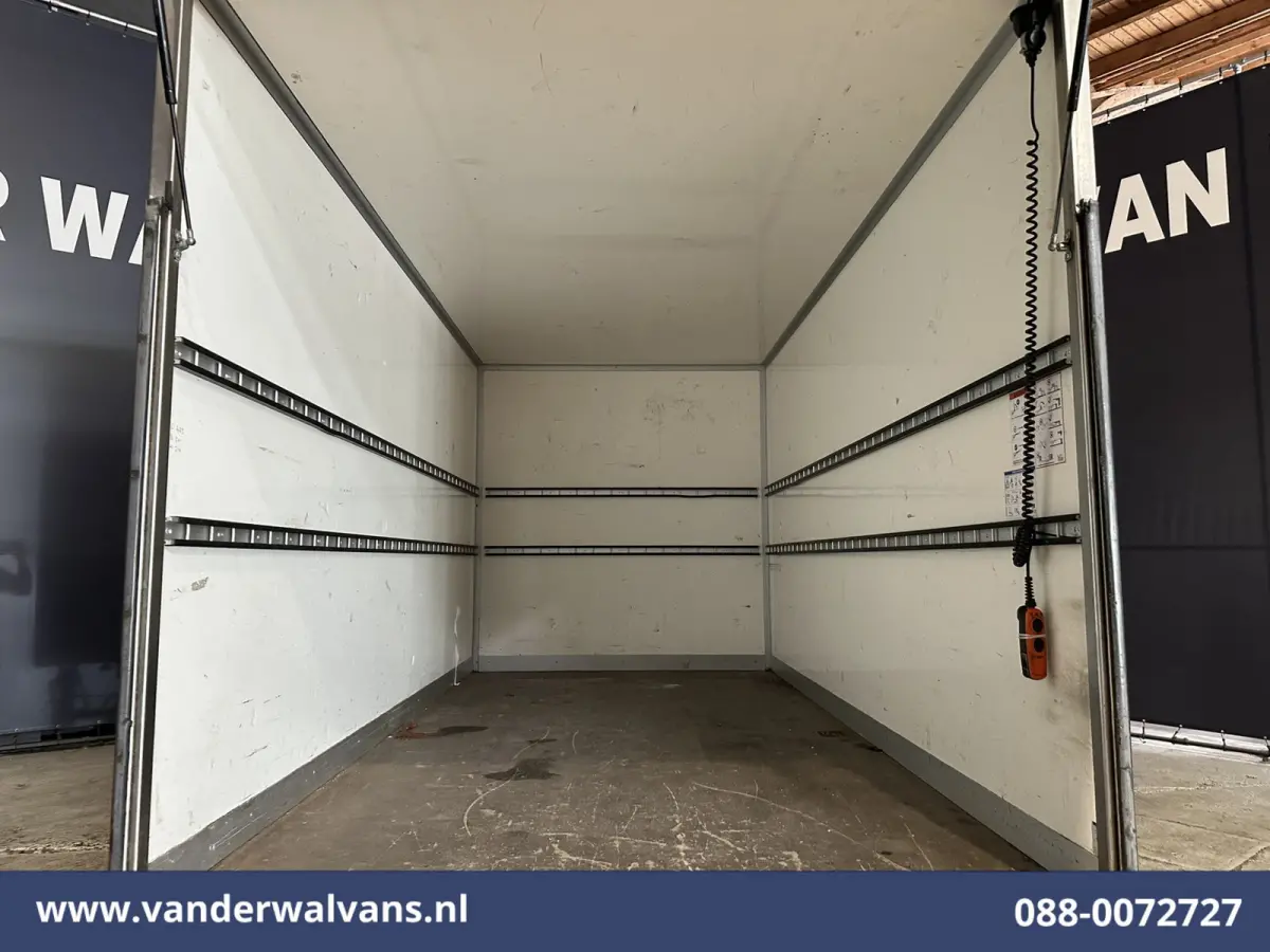 2.0 TDCI 161pk Bakwagen Laadklep Euro6 Airco | Cruisecontrol | Verwarmde voorruit Bijrijdersbank, 1040kg laadvermogen, zijdeur mogelijk 1750 ex btw meerprijs