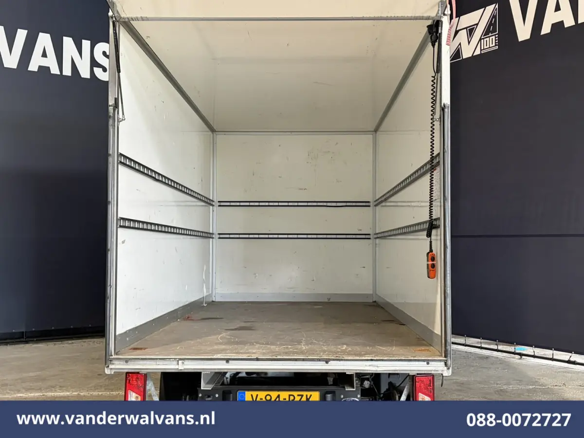 2.0 TDCI 161pk Bakwagen Laadklep Euro6 Airco | Cruisecontrol | Verwarmde voorruit Bijrijdersbank, 1040kg laadvermogen, zijdeur mogelijk 1750 ex btw meerprijs