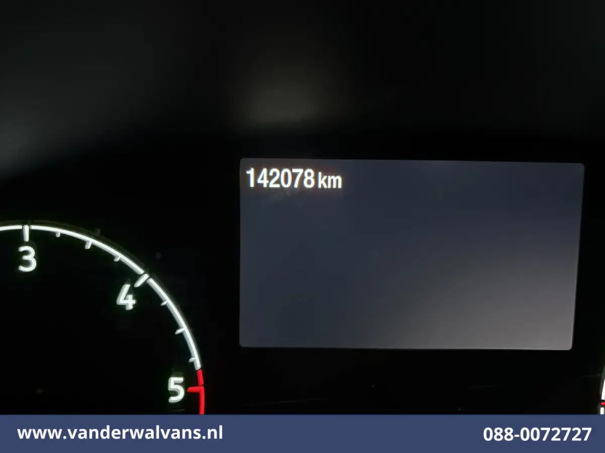 2.0 TDCI 161pk Bakwagen Laadklep Euro6 Airco | Cruisecontrol | Verwarmde voorruit Bijrijdersbank, 1040kg laadvermogen, zijdeur mogelijk 1750 ex btw meerprijs