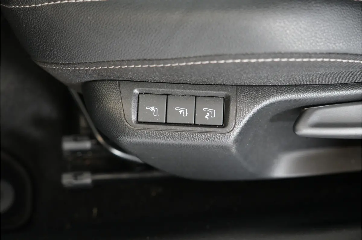 1.2 Turbo GS Line 136pk MHEV | Trekhaak | Virtual | Camera | Navi |