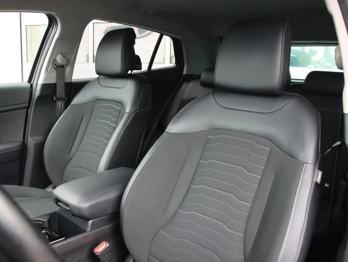 1.6 T-GDi 265PK Plug-in Hybrid AWD DynamicPlusLine | SOH 97%