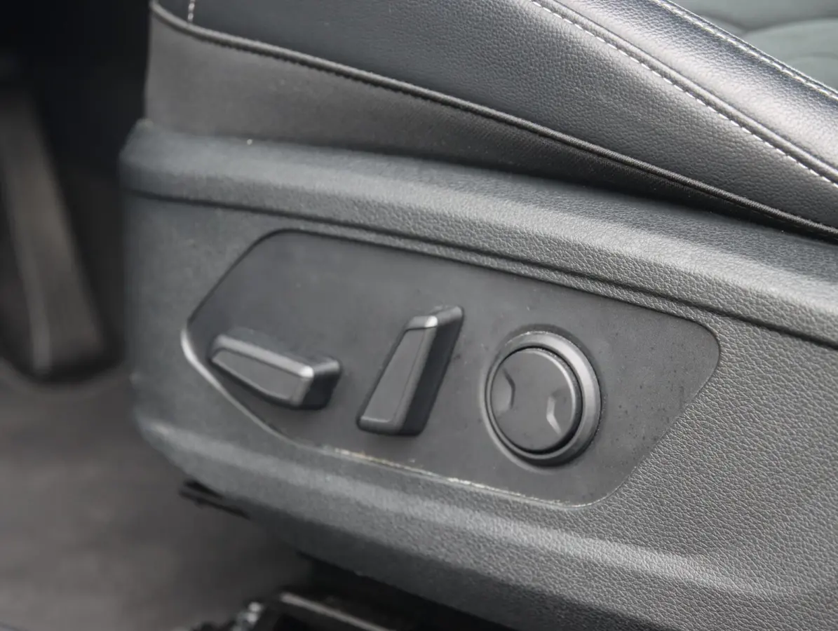 1.6 T-GDi 265PK Plug-in Hybrid AWD DynamicPlusLine | SOH 97%
