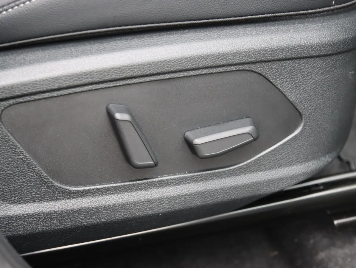 1.6 T-GDi 265PK Plug-in Hybrid AWD DynamicPlusLine | SOH 97%