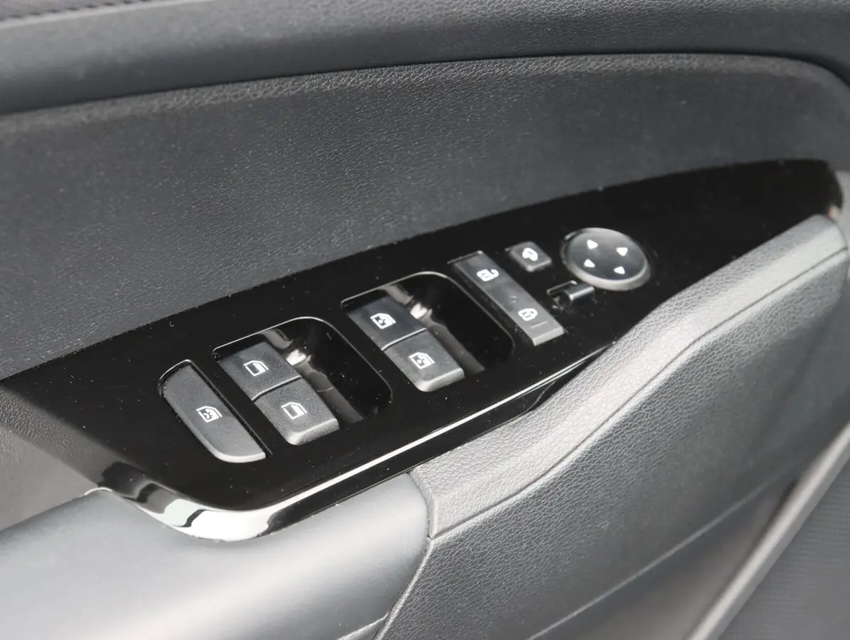 1.6 T-GDi 265PK Plug-in Hybrid AWD DynamicPlusLine | SOH 97%