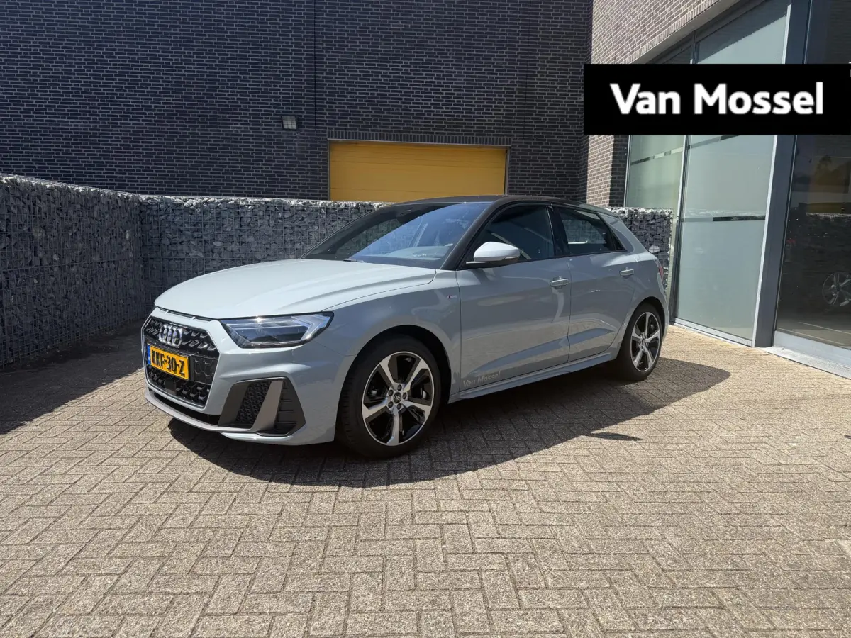 25 TFSI S edition 95 PK | S-Line | Climate Control | Cruise Control | Apple Carplay & Android Auto | Parkeersensoren achter | Lichtmetalenvelgen |