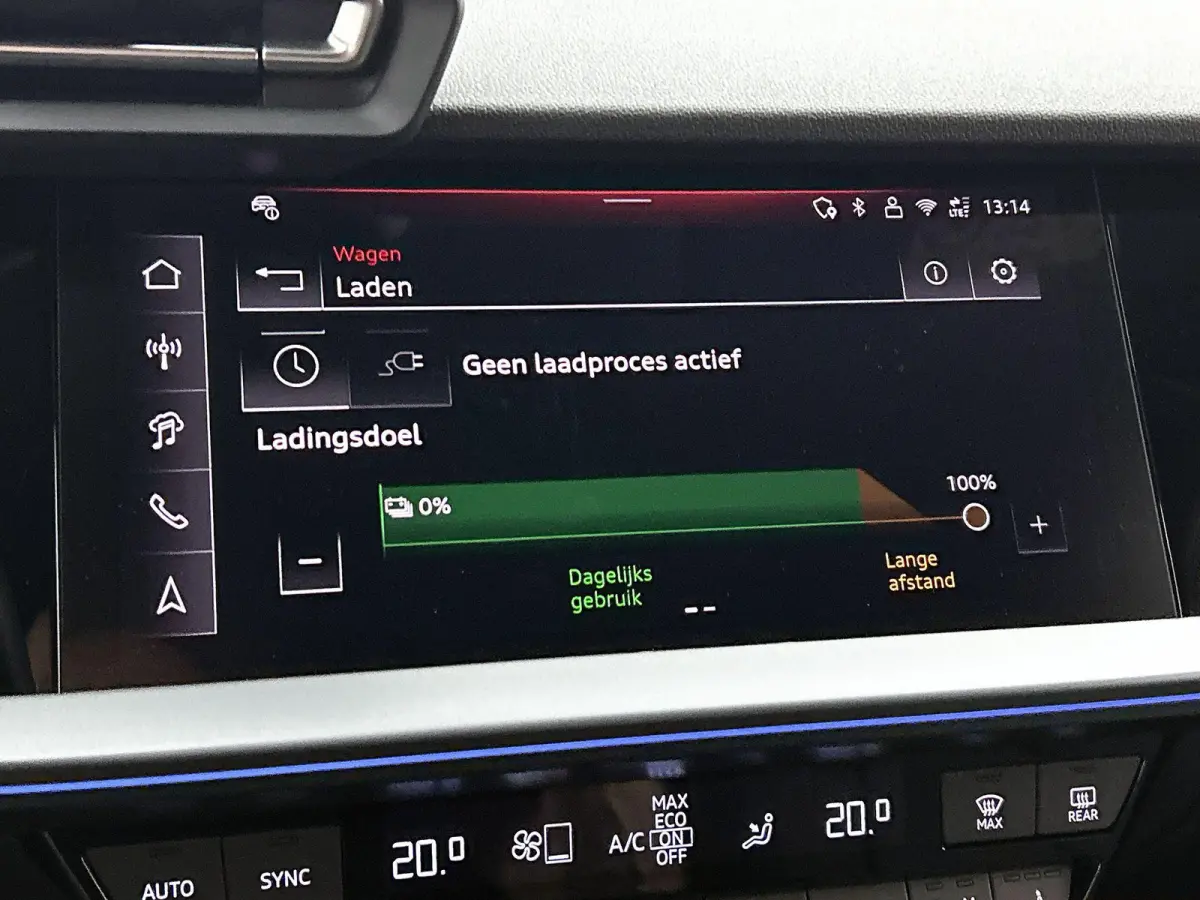 40 TFSI e Advanced edition 204 PK | Navigatie | Achteruitrijcamera | Stoelverwarming | Adaptive Cruise Control | Optiek Pakket Zwart | Privacy Glas | Ambient Licht Pakket |