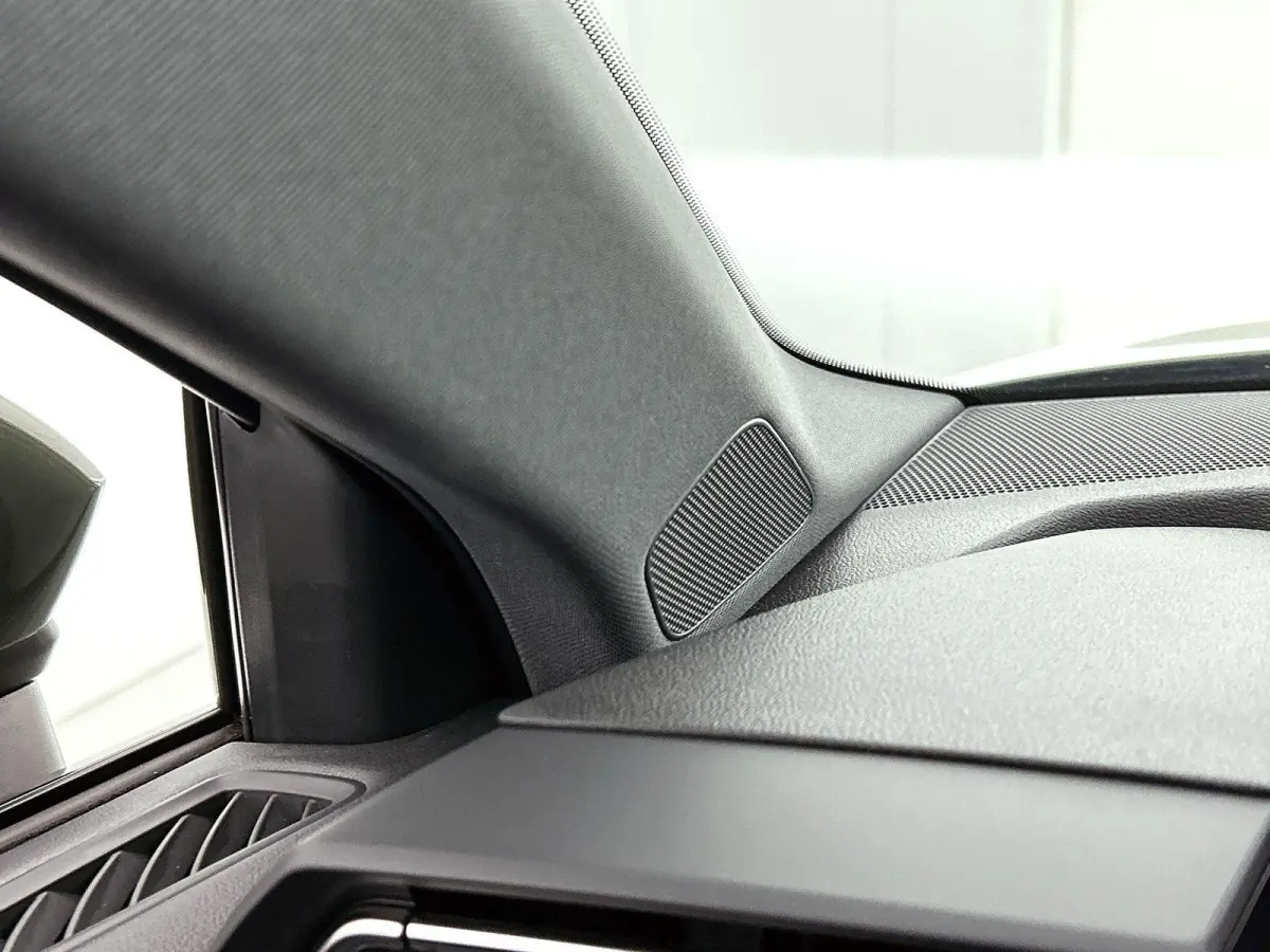 40 TFSI e Advanced edition 204 PK | Navigatie | Achteruitrijcamera | Stoelverwarming | Adaptive Cruise Control | Optiek Pakket Zwart | Privacy Glas | Ambient Licht Pakket |