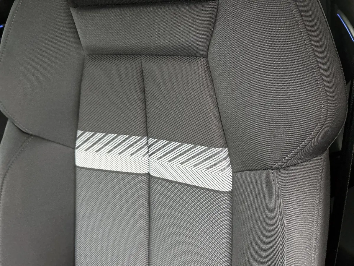 40 TFSI e Advanced edition 204 PK | Navigatie | Achteruitrijcamera | Stoelverwarming | Adaptive Cruise Control | Optiek Pakket Zwart | Privacy Glas | Ambient Licht Pakket |