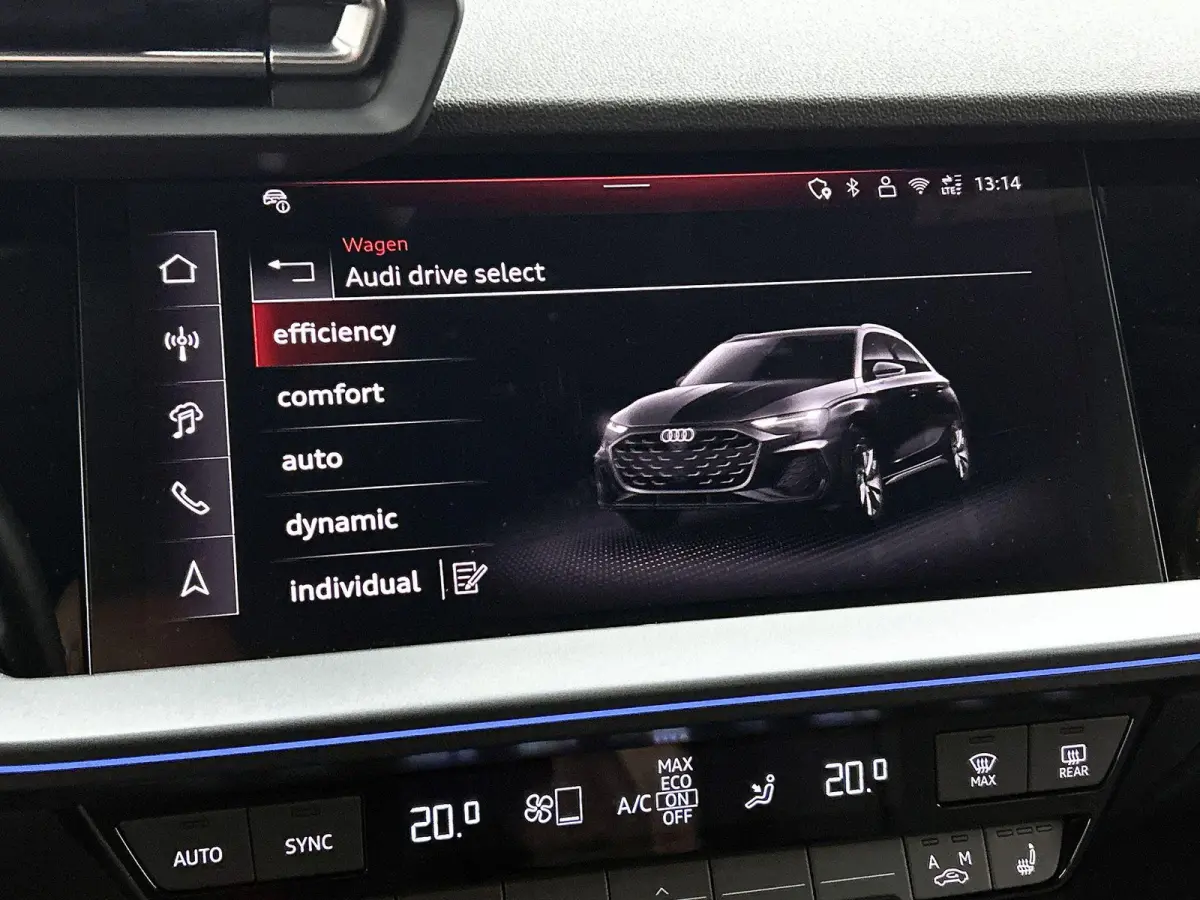 40 TFSI e Advanced edition 204 PK | Navigatie | Achteruitrijcamera | Stoelverwarming | Adaptive Cruise Control | Optiek Pakket Zwart | Privacy Glas | Ambient Licht Pakket |