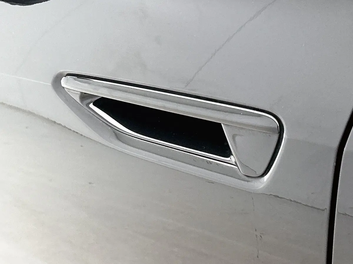 Avant 2.0 quattro S edition 299 PK