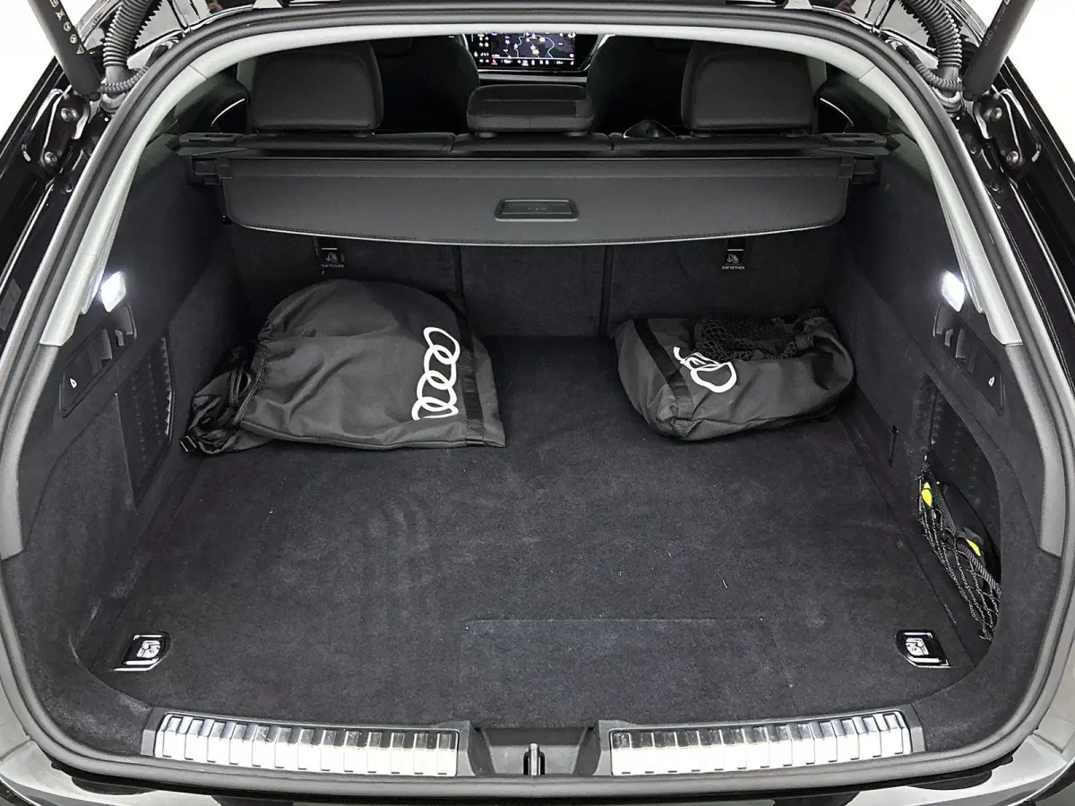 Avant 2.0 quattro S edition 299 PK