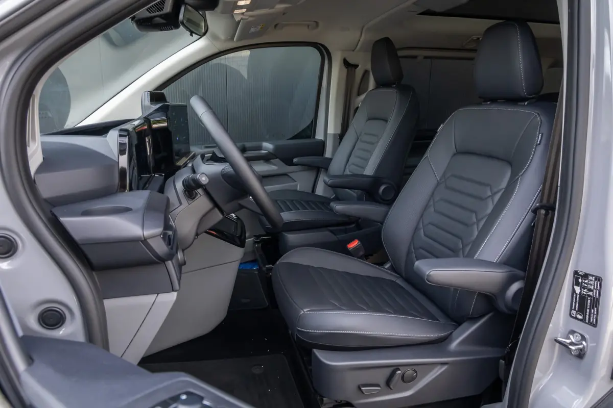 Tourneo 340 2.5 PHEV L2H1 Titanium X | BLACK EDITION | SPECIAL | nieuw te bestellen |