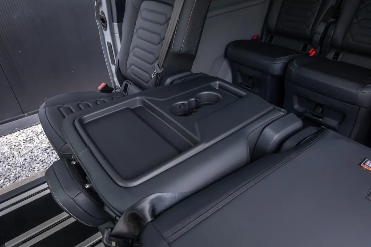 Tourneo 340 2.5 PHEV L2H1 Titanium X | BLACK EDITION | SPECIAL | nieuw te bestellen |
