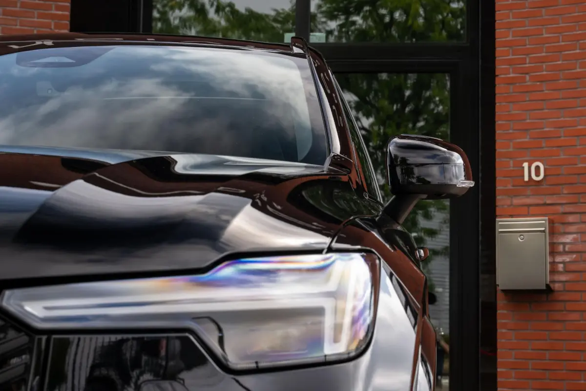 2.0 T8 Plug-in hybrid AWD Ultra Dark Alle Opties
