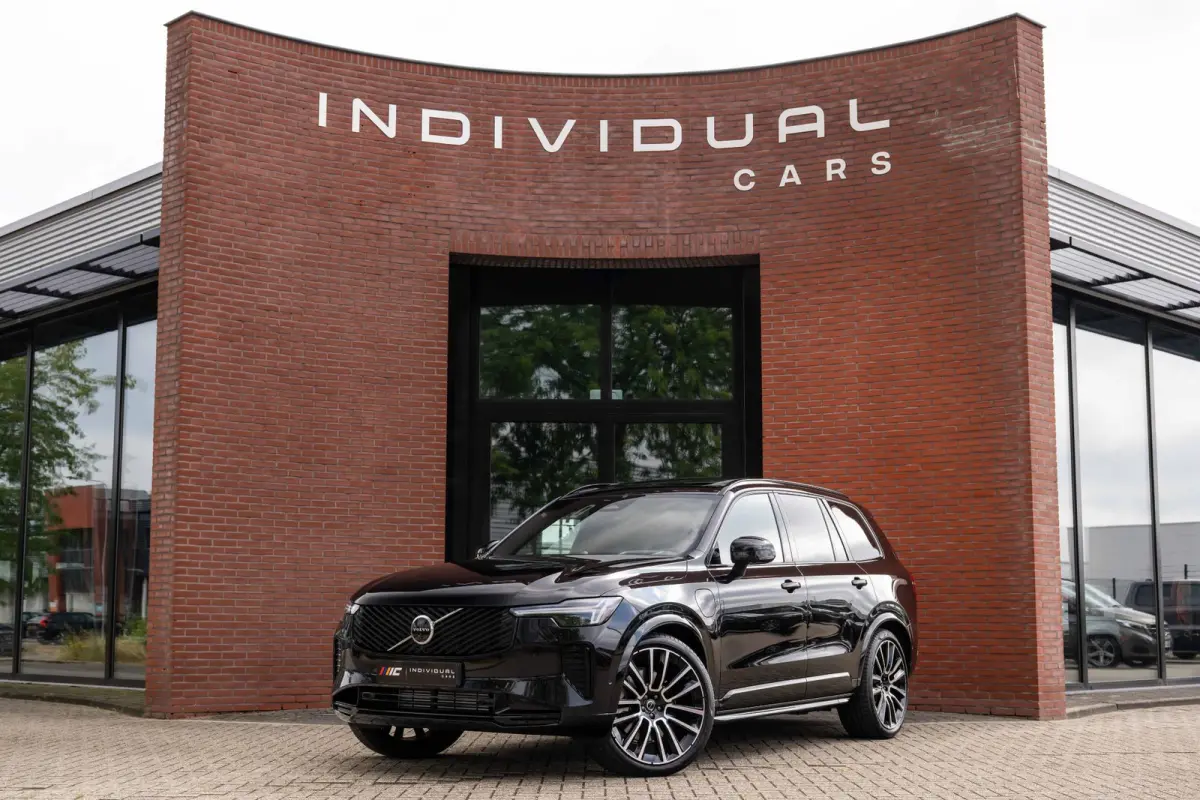 2.0 T8 Plug-in hybrid AWD Ultra Dark Alle Opties