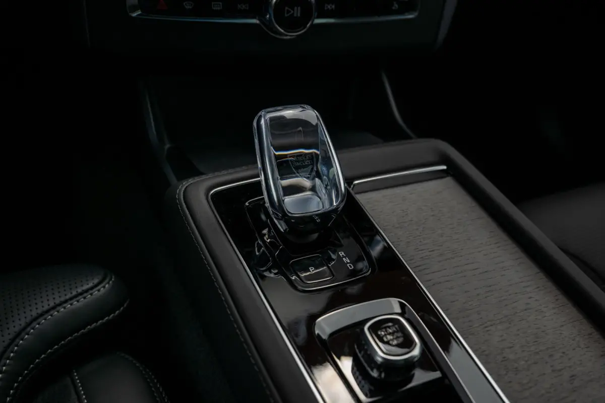 2.0 T8 Plug-in hybrid AWD Ultra Dark Alle Opties