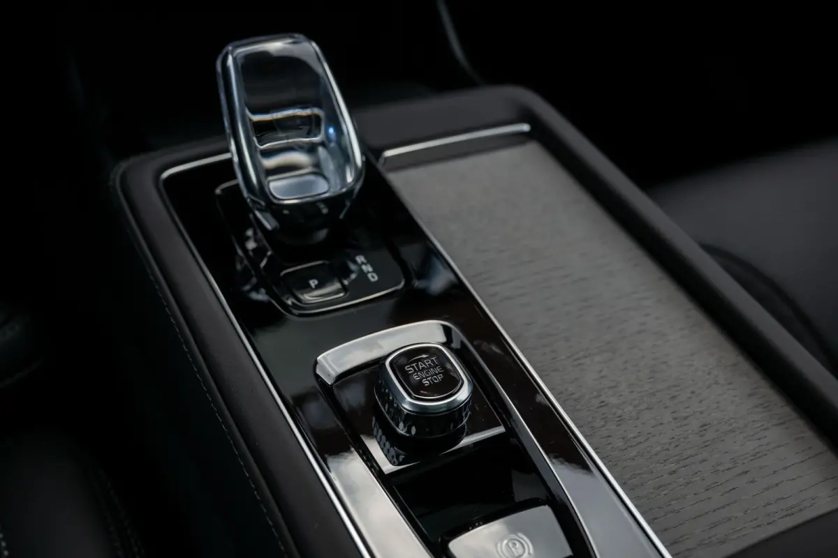 2.0 T8 Plug-in hybrid AWD Ultra Dark Alle Opties
